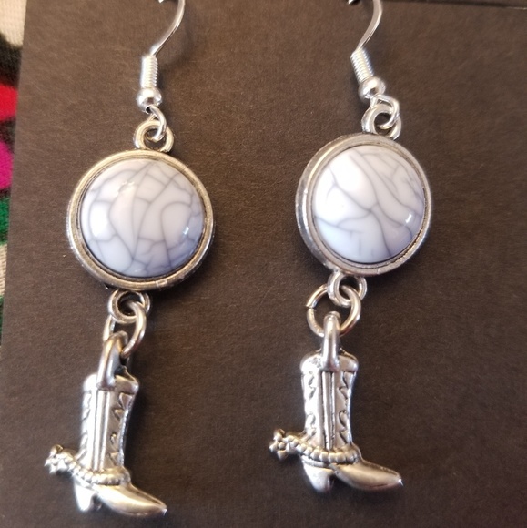 Boots Made For Walkin - Picture 2 of 2